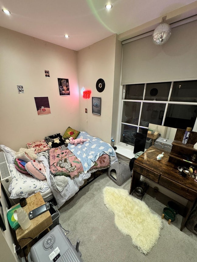 En-Suite Double in Hove Available  Main Photo