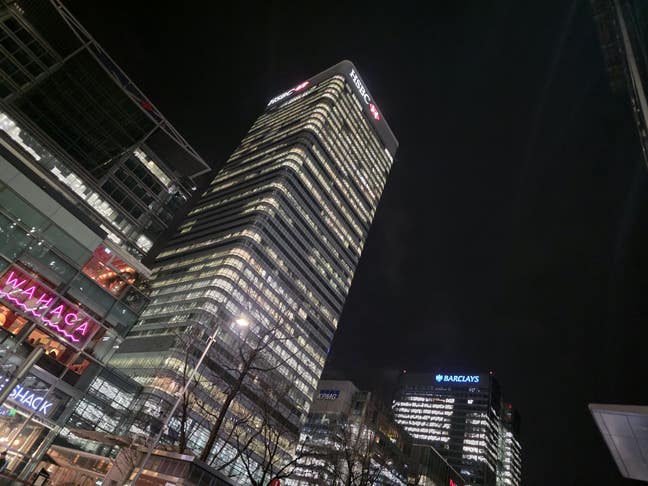 Professional Male seeks a double room Main Photo