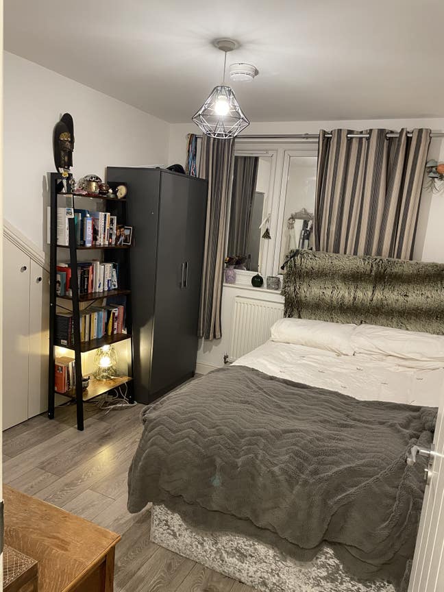 Spacious Top-Floor Ensuite Room in Brixton  Main Photo