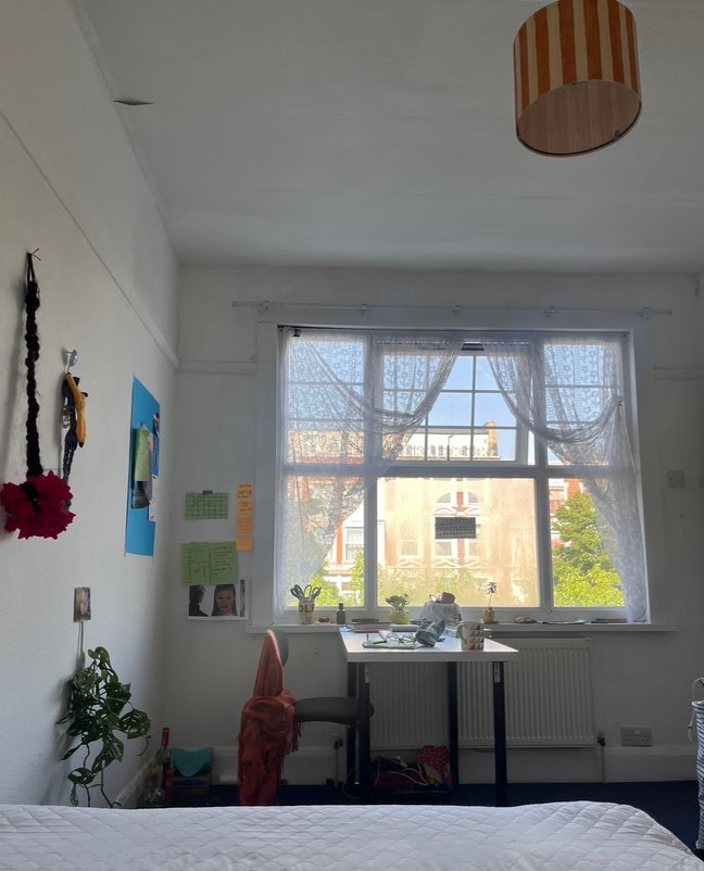 Spacious Double room in Holloway road Main Photo
