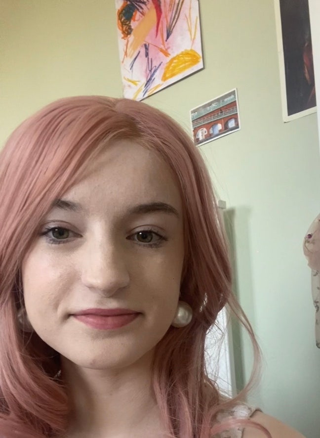 Looking for a flat to move into asap Main Photo