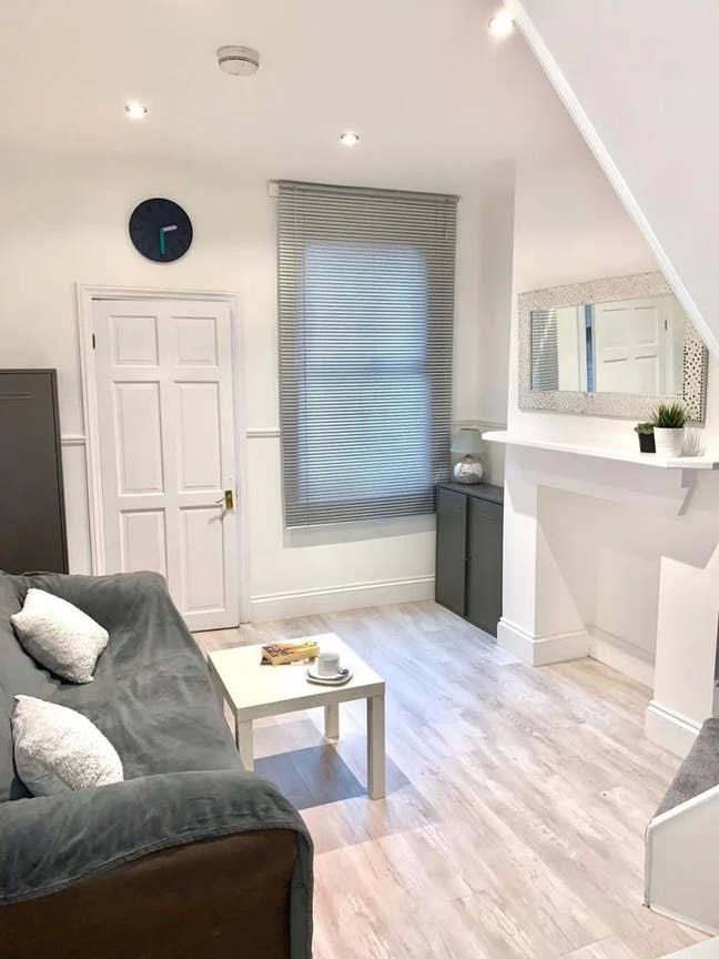 Looking for 3rd person to rent with Main Photo