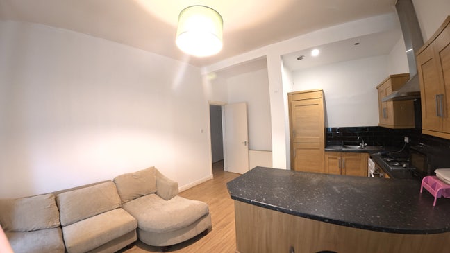 Lovely Apartment Available  Main Photo