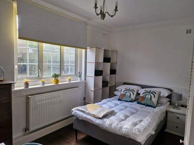 Double Room in Poets Corner Acton Main Photo