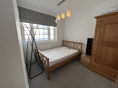 Big Ben-Posh flat dbl bedroom with bathroom Main Photo