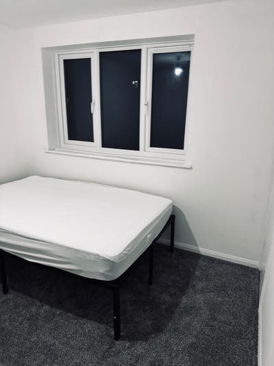 5 Bedroom House share Wembley Central Main Photo