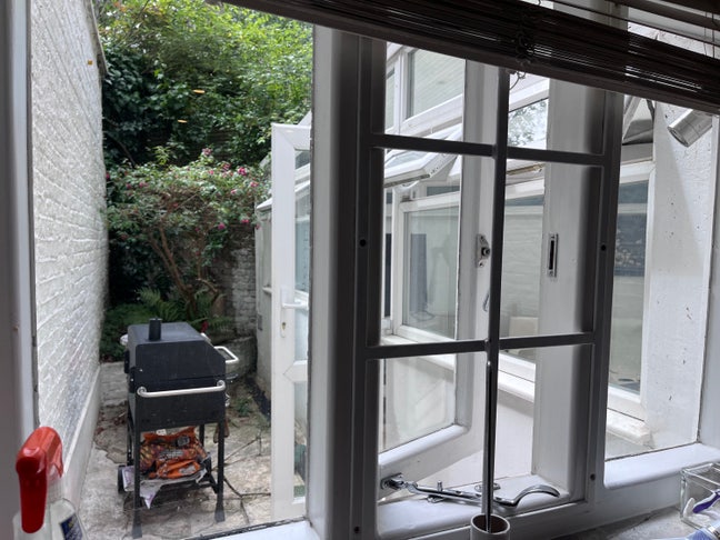 One bedroom garden flat  Main Photo