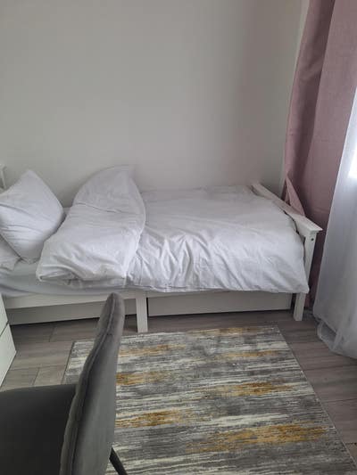 Tidy 5 bed house  with a bit of luxuty Main Photo