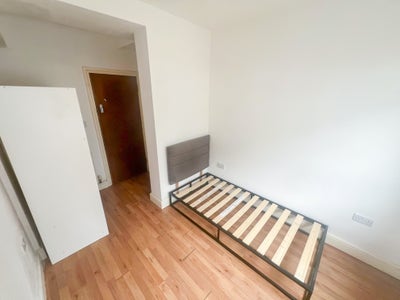 Single Rooom NW4 All Bills Included Main Photo