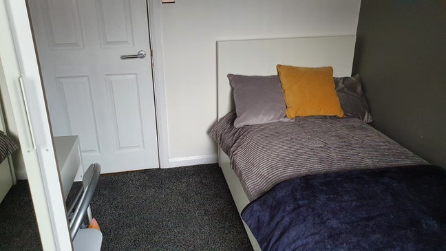 Single Room 🧡 Lovely House Warrington 🏠 Main Photo