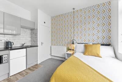 Fantastic Studios on Charles Street PE1 🏙️ Main Photo