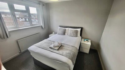 Fully Furnished Double Room in Yate Main Photo