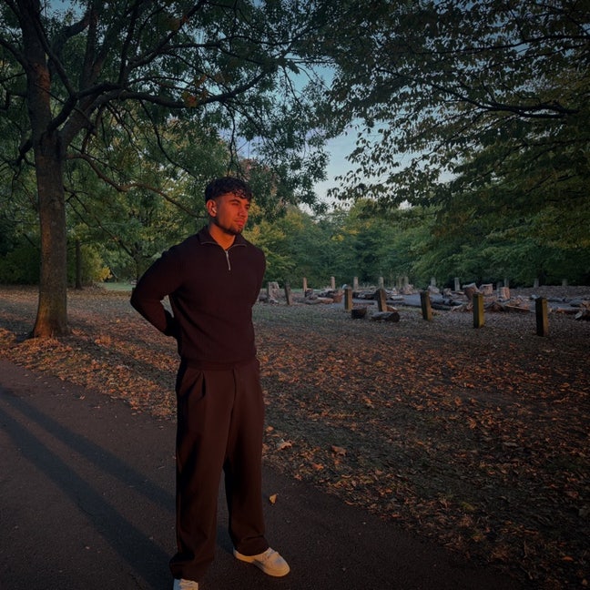 Everything to know about me! Main Photo