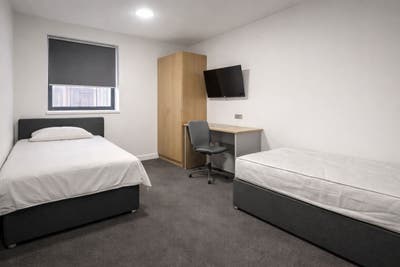 NN1 - Ensuite Rooms – All Bills Included Main Photo