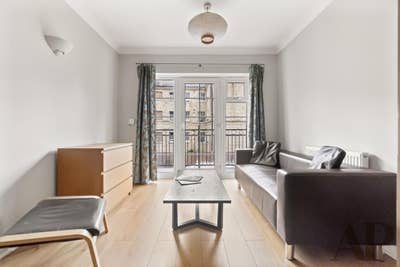 Furnished two double bedroom - E1  Main Photo