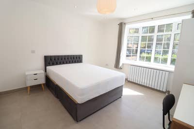 Premium Double Rooms- Lime House - Dlr Main Photo