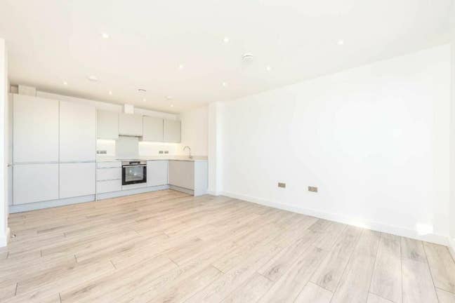 2 bed brand new - Norwood Junction Main Photo