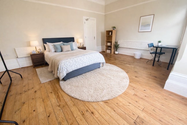 Large Luxury Rooms, 10 mins walk to City Centre Main Photo