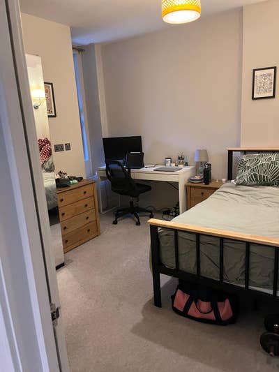 Two rooms available in lovely Streatham Hill Flat! Main Photo