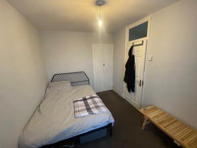 1 Bedroom to rent on New Cross Rd Main Photo