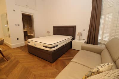 Large Modern Room Near Regent’s Park. Couple ✓ Main Photo