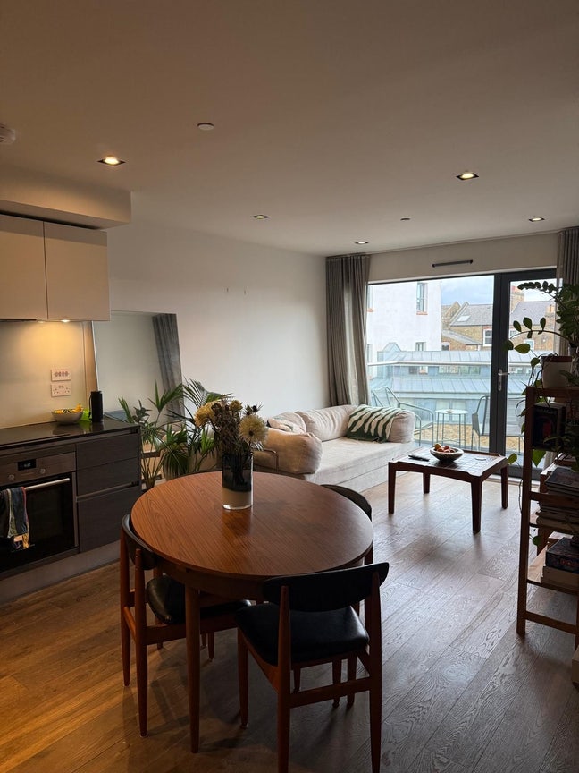 A cosy room w/ private bathroom - Old Town Clapham Main Photo