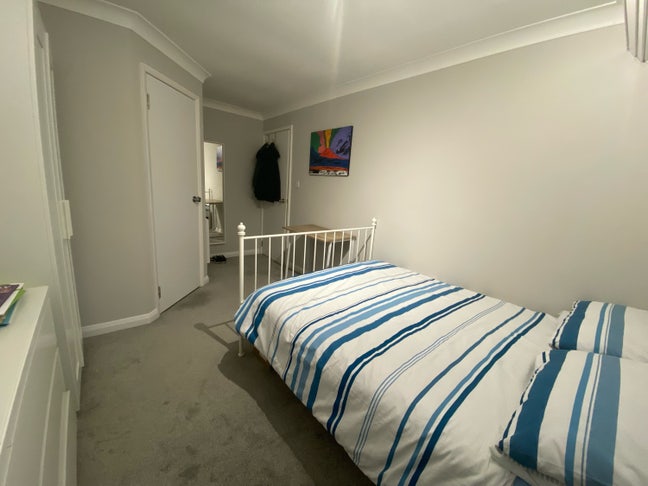 Refurbished Home Near Station & Hospital Main Photo