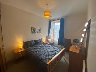 South facing double bedroom Main Photo