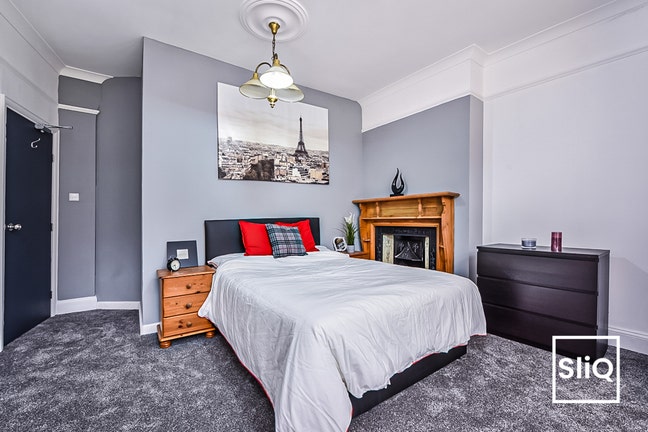 Stunning Double bedroom in Tooting Bec Main Photo