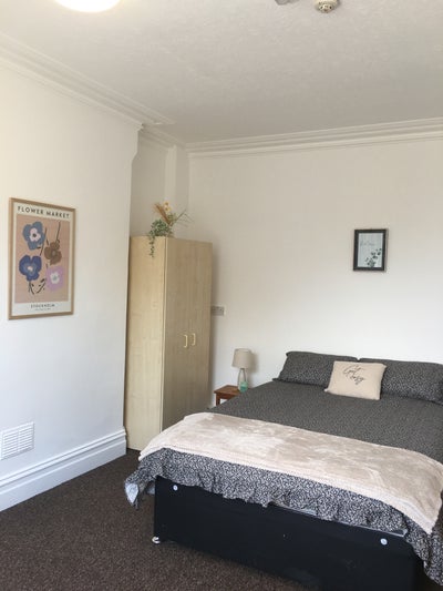 Near City Centre Double room inc Bills NG2 Main Photo