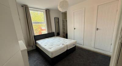 En-Suite Room Available Near Salford University Main Photo