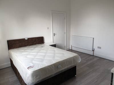 Large Luxury ensuite rooms to Let in  Edgbaston  Main Photo