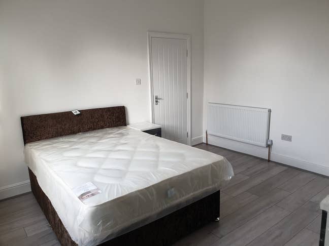 Large Luxury ensuite rooms to Let in  Edgbaston  Main Photo