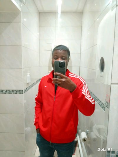 About Izuchukwu Main Photo