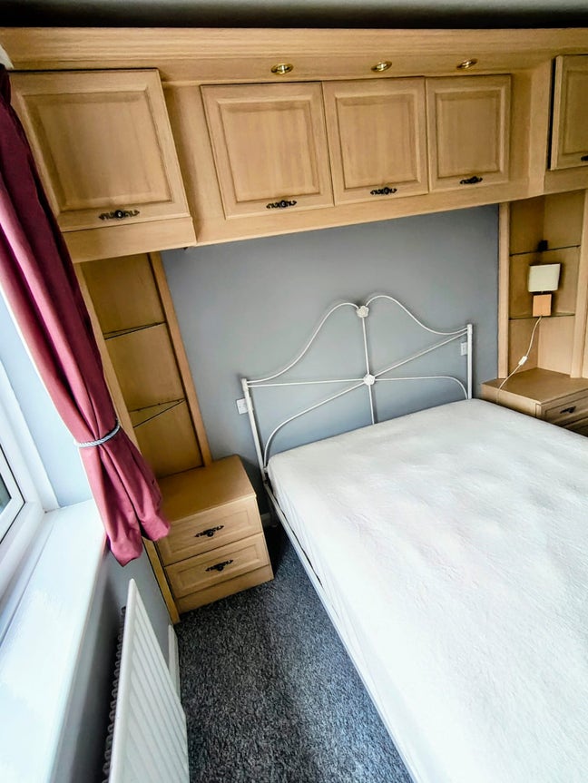 10min walk to Heathrow Airport  Main Photo