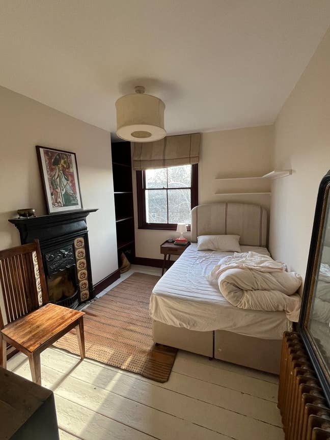 Double Bed Room Available in Stockwell  Main Photo