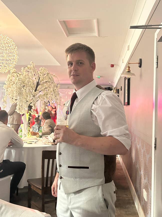 36 36 year old Male seeks a studio flat or flat Main Photo