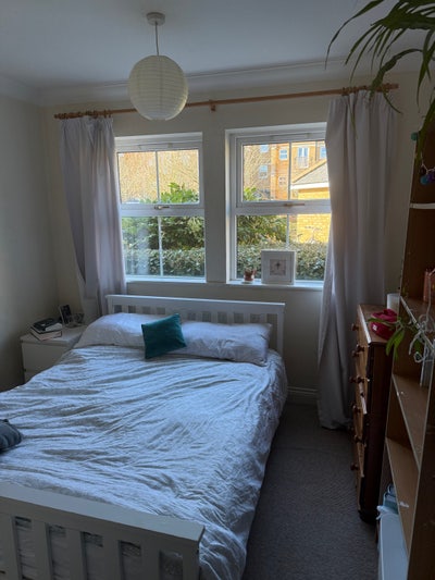 Lovely room near Oxford station Main Photo