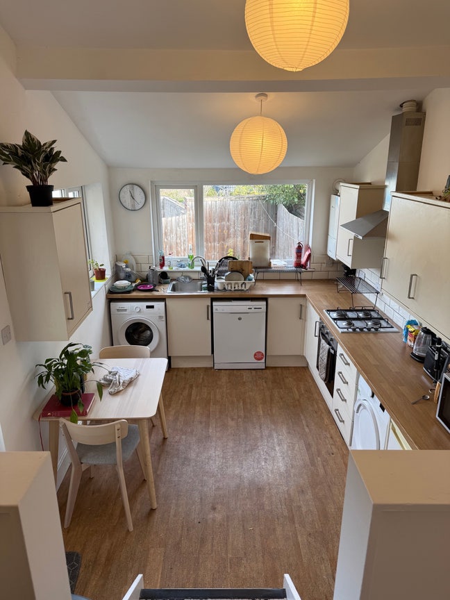 Lovely Room Easton-All Bills inc No Deposit  Main Photo