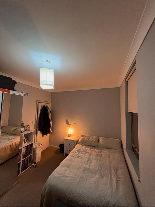 Double room with en suite in maisonette Main Photo