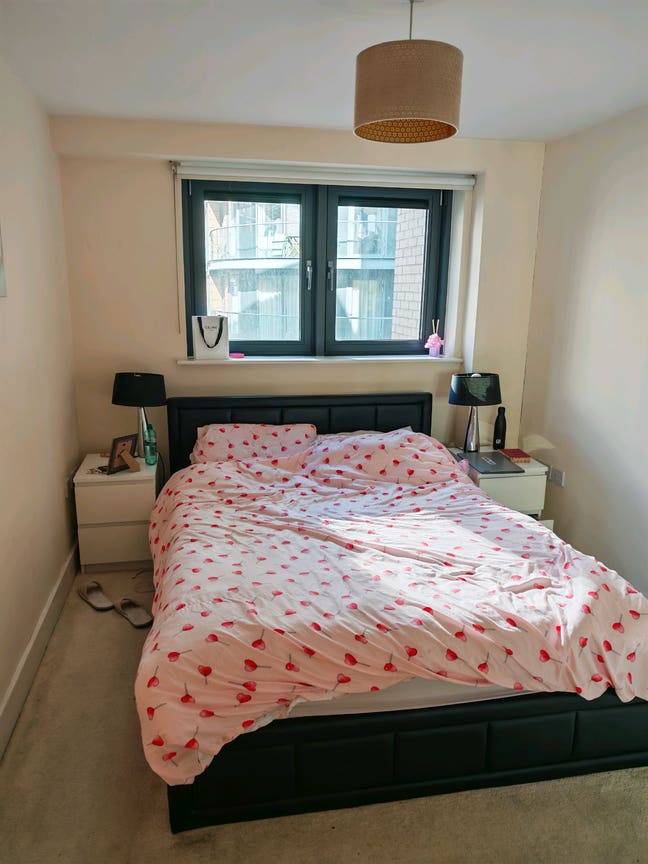 Main room in 2 bed flat canary wharf area Main Photo