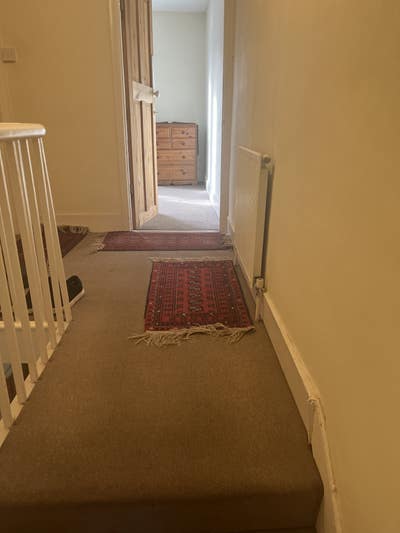 Pretty well kept terraced house near Victoria Park Main Photo