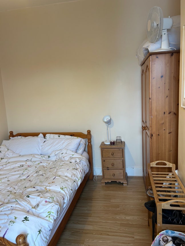 Double room available in Cathays Main Photo