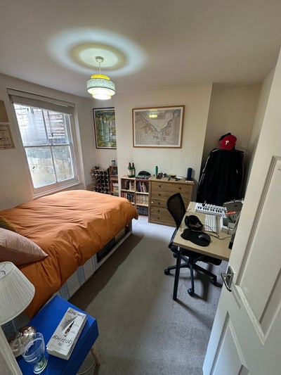 Room available in Hammersmith! Main Photo