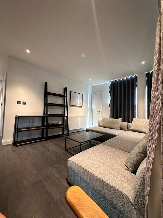 Room share at Quintain living Wembley Main Photo