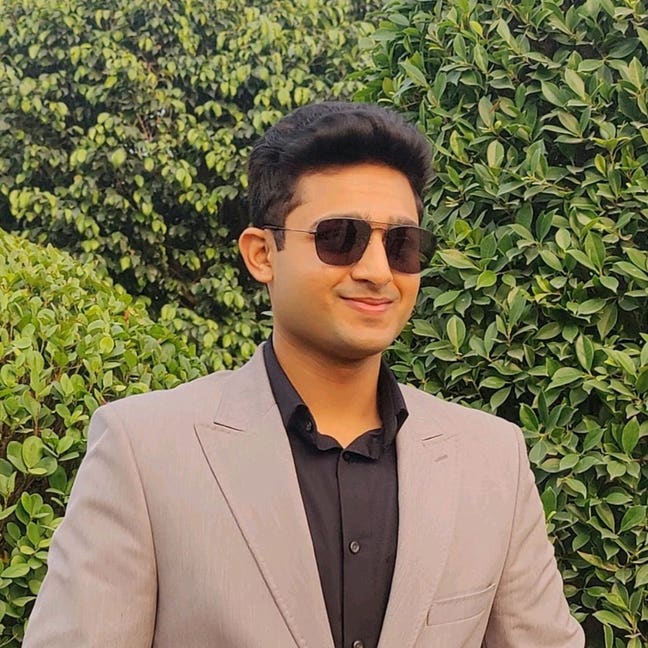 Professional Male seeks a single or double room Main Photo