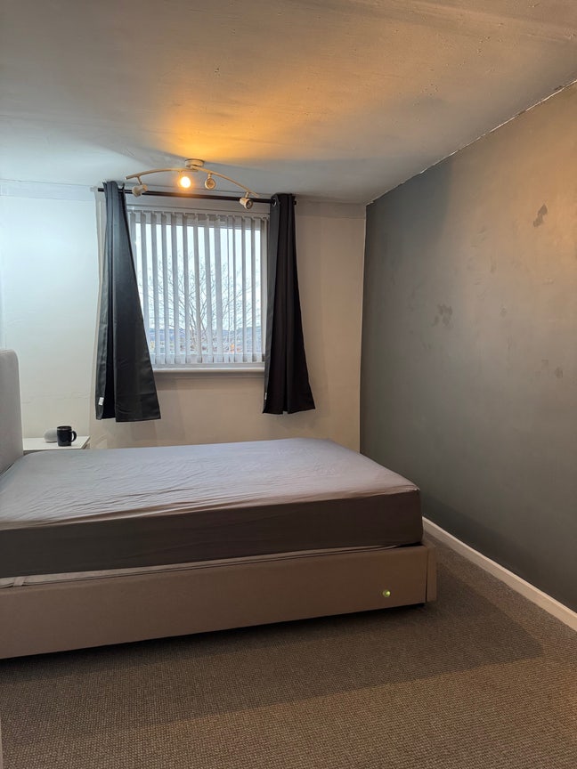 Description Main Photo