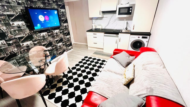 – 2 Bed Flat / 1 Bed Flat / Studio – Ready Now Main Photo