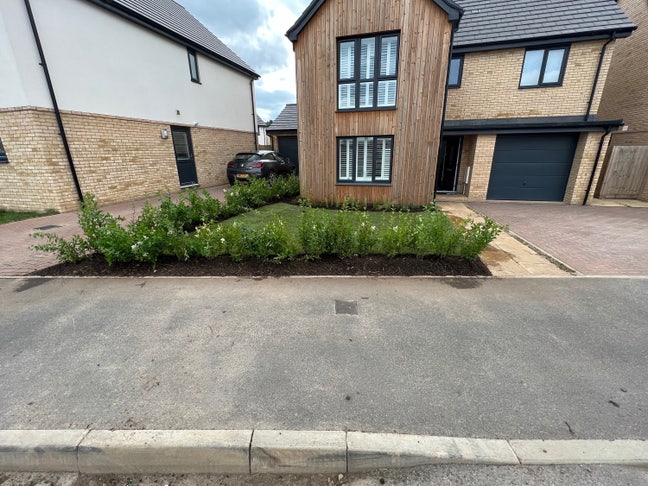Single Room in a modern detached home  Main Photo