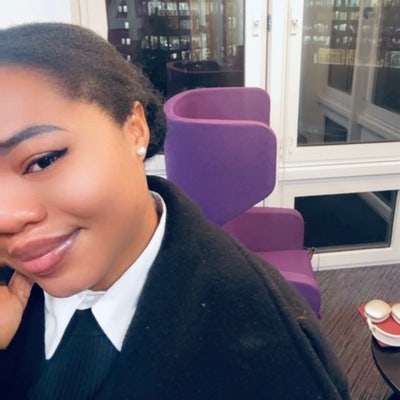 Professional Female seeks a double room Main Photo